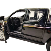 ماشین بازی ناب سل مدل تویوتا هایلوکس دو کابین فلزی چراغدار موزیکال کد Toyota Hilux Double Cab Metal with Lights& Musical
