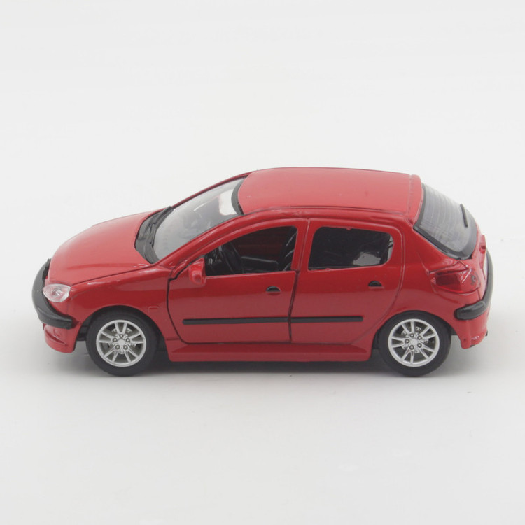 ماشین بازی فلزی مدل Peugeot 206 اسپرت عقبکش با درهای بازشو، نور و صدا