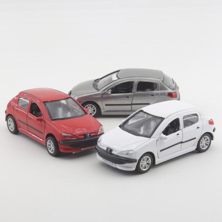 ماشین بازی فلزی مدل Peugeot 206 اسپرت عقبکش با درهای بازشو، نور و صدا