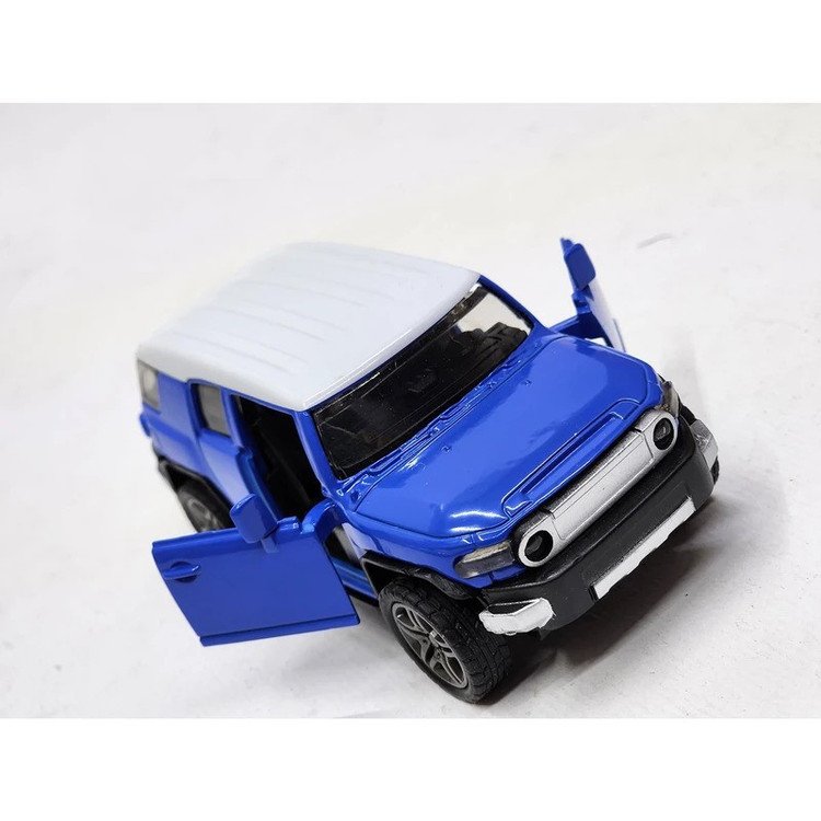 ماشین بازی مدل FJ Cruiser