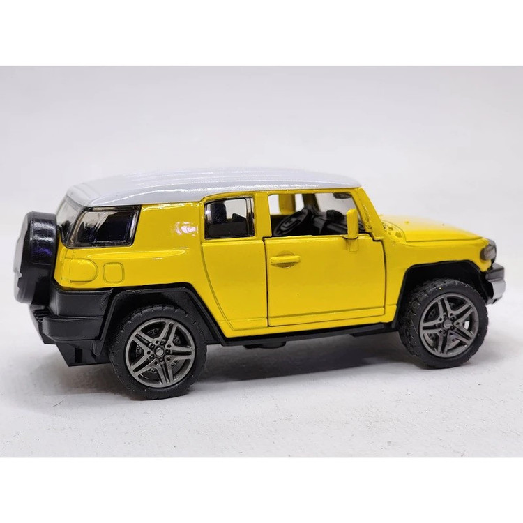 ماشین بازی مدل FJ Cruiser