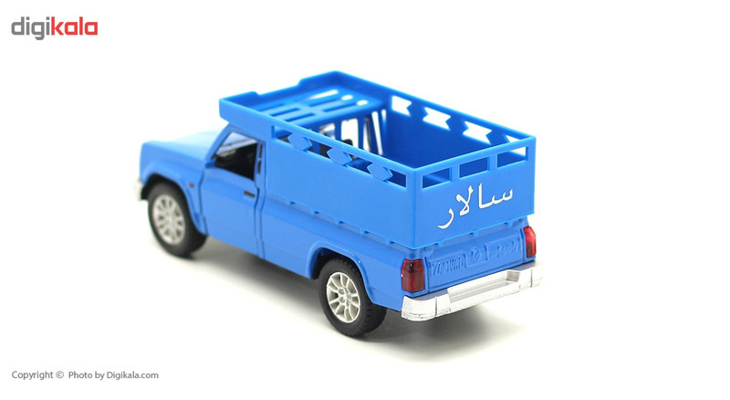 ماشین بازی پیکاپ فلزی موزیکال مدل Nissan با درهای بازشو مناسب کودکان بالای 3 سال