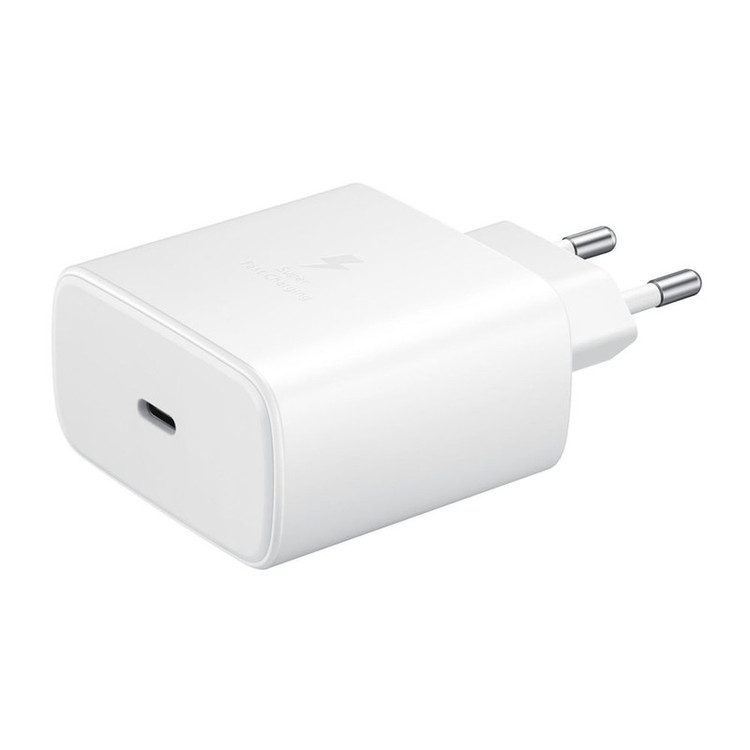 شارژر دیواری شارژر دیواری مدل NT10 به همراه کابل تبدیل USB-C