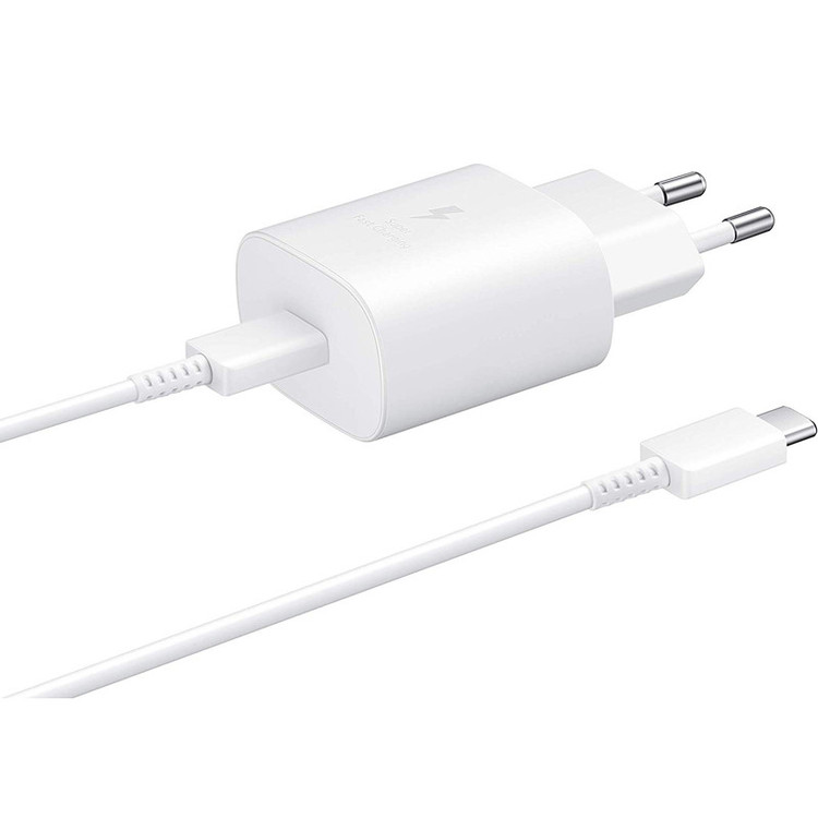 شارژر دیواری شارژر دیواری مدل NT10 به همراه کابل تبدیل USB-C