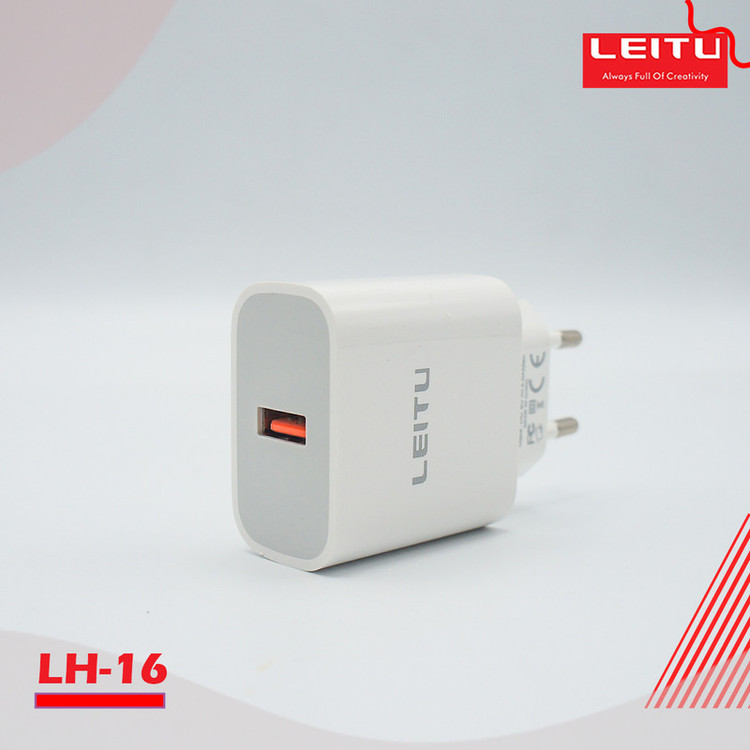 شارژر دیواری لیتو مدل LH-16 به همراه کابل تبدیل لایتنینگ