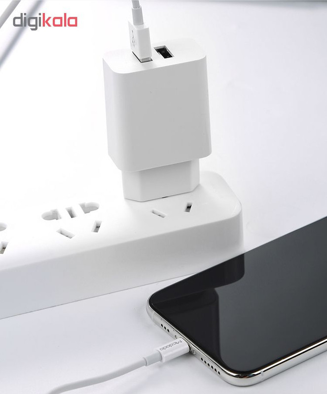 شارژر دیواری مک دودو مدل CH-6720 به همراه کابل تبدیل لایتنینگ