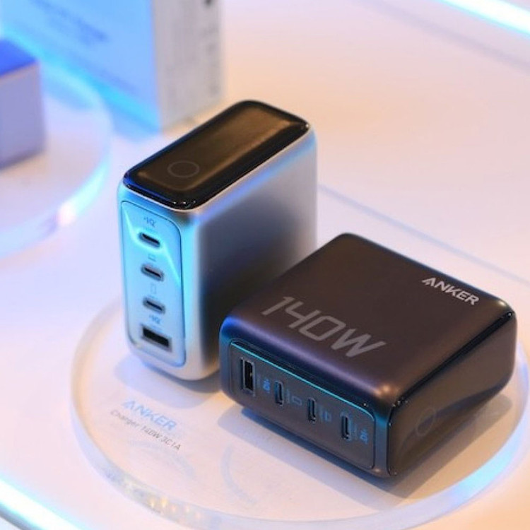 شارژر دیواری 140 وات انکر مدل A2697 به همراه کابل USB-C به طول 1.5 متر